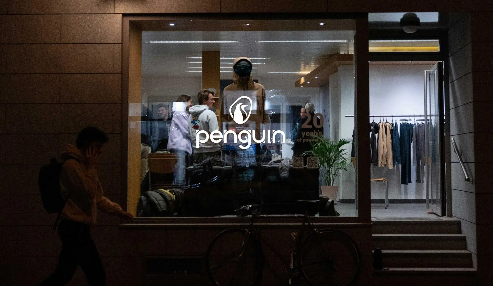 Penguin Flag Ship Store Zürich